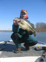 Brian Spruell from DeSoto, MO caught this 7lb 4oz bass on a jig.  February 27, 2008