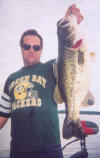 Jimmy Everetts Guide Service...10.4lb Lake Fork Bass caught 4-2005