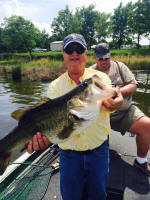 Randy Barker from Shrevport La Caught this 10.01 today 4/18/15.Fishing with Guide Tom Evans