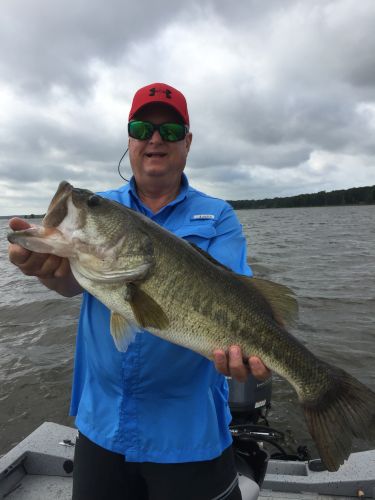 Bass fishing with Guide Tom Evans   